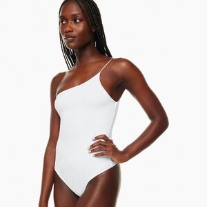 Aritzia Babaton⎜CONTOUR ONE-SHOULDER CAMI BODYSUIT⎜WHITE